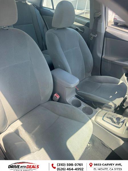 2012 Toyota Corolla LE