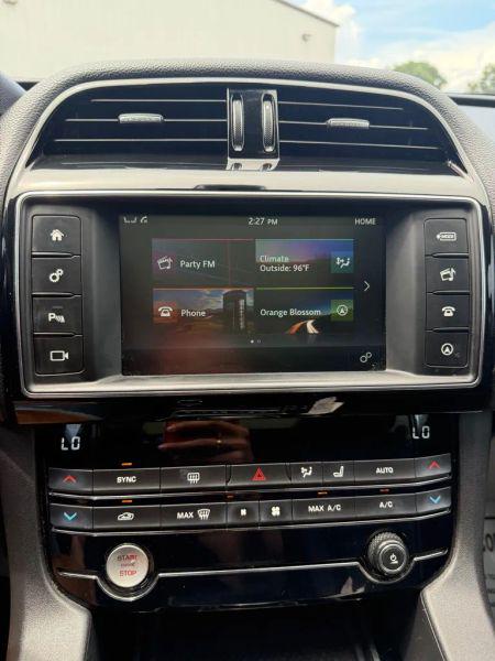 2017 Jaguar F-PACE 35t Prestige