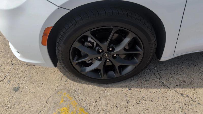 2021 Chrysler Pacifica Touring AWD