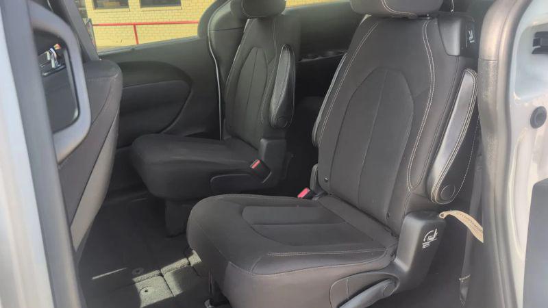 2021 Chrysler Pacifica Touring AWD