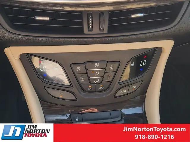 2019 Buick Envision FWD Essence