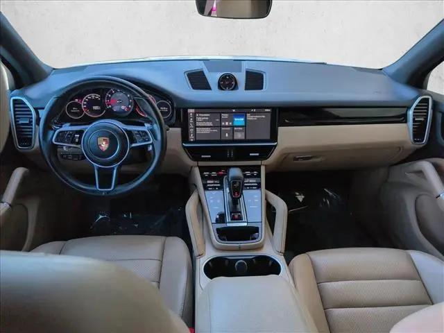 2019 Porsche Cayenne Cayenne