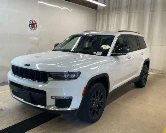 2022 Jeep Grand Cherokee L Limited 4x4 for sale near Columbus, OH
