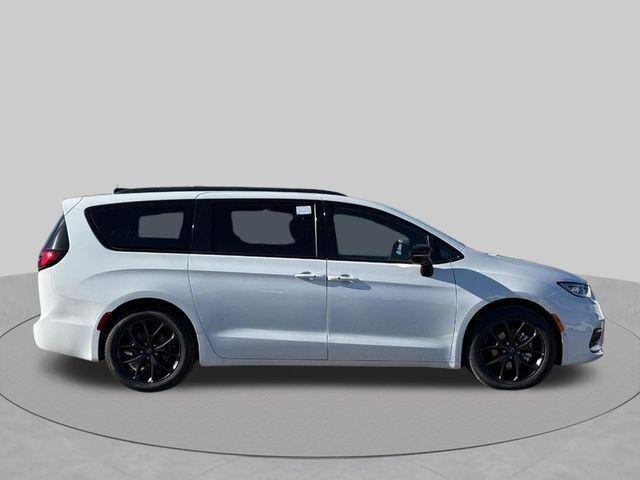 2026 Chrysler Pacifica PACIFICA LIMITED 2026 Chrysler Pacifica PACIFICA LIMITED