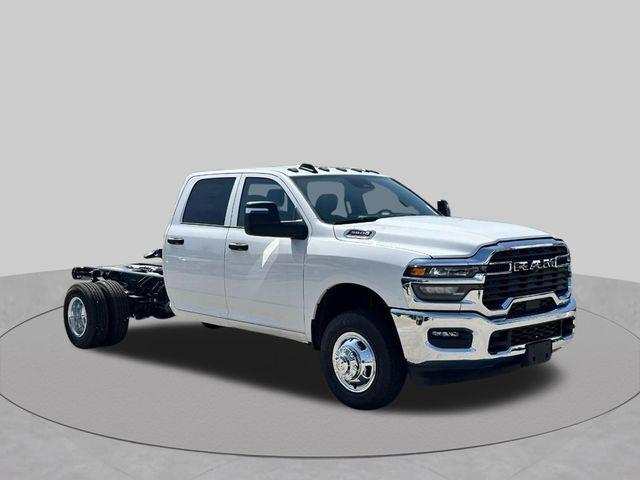 2026 RAM 3500 Chassis RAM 3500 TRADESMAN CREW CAB CHASSIS 4X4 60 CA
