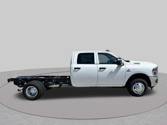 2026 RAM 3500 Chassis RAM 3500 TRADESMAN CREW CAB CHASSIS 4X4 60 CA