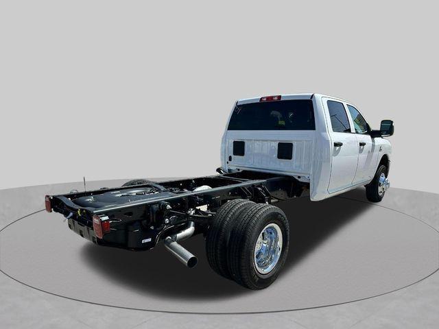 2026 RAM 3500 Chassis RAM 3500 TRADESMAN CREW CAB CHASSIS 4X4 60 CA