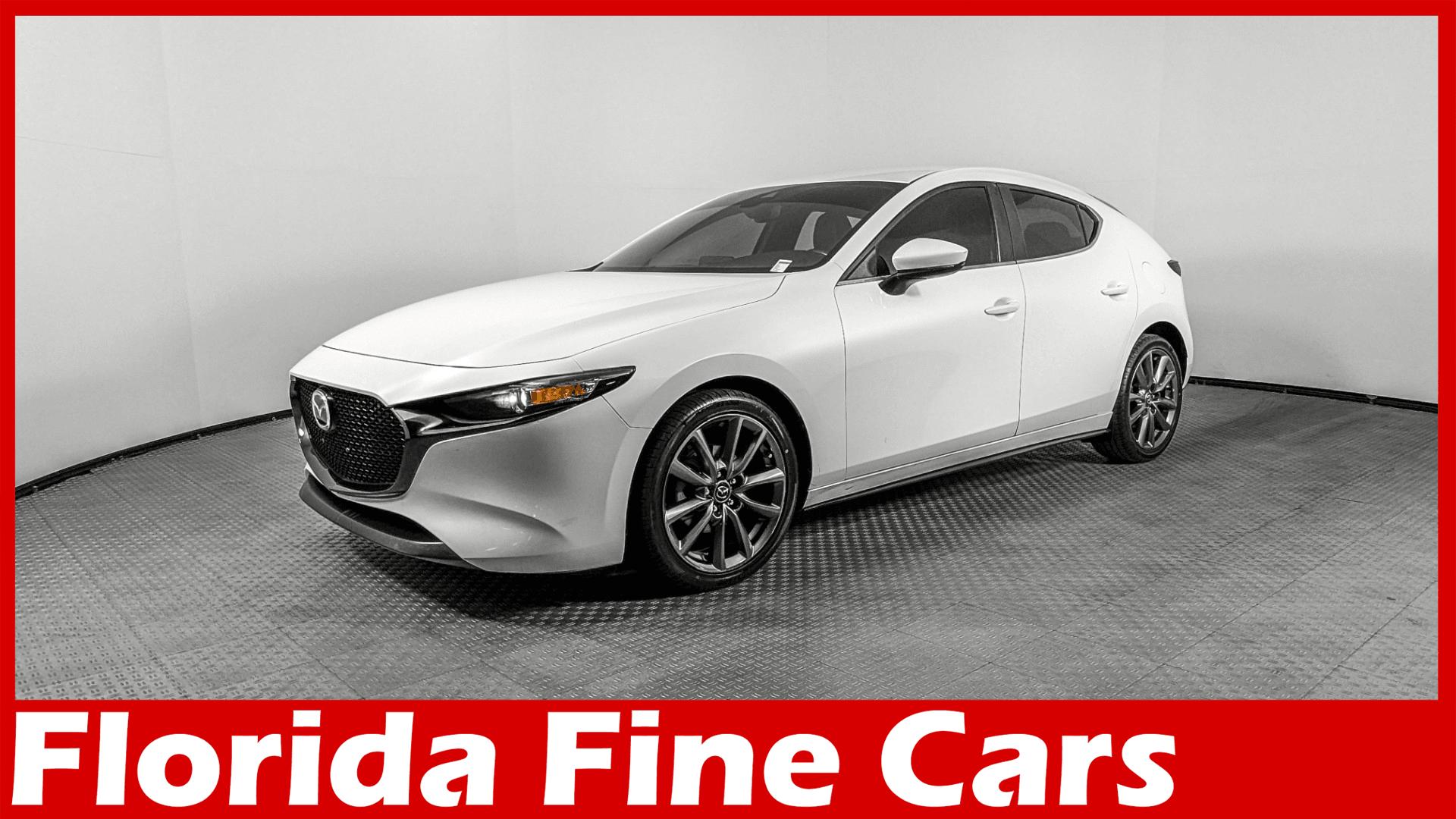 Snowflake White Pearl Mica 2021 Mazda MAZDA3 Hatchback Front-Wheel Drive Automatic