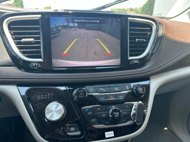 2021 Chrysler Pacifica Touring