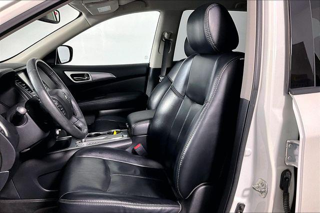 Used 2017 Nissan Pathfinder SL For Sale in Olive Branch, MS