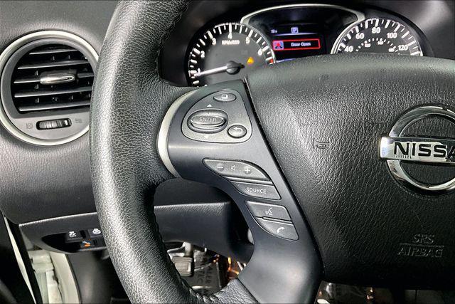 Used 2017 Nissan Pathfinder SL For Sale in Olive Branch, MS