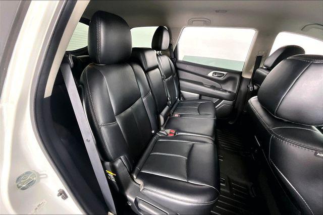 Used 2017 Nissan Pathfinder SL For Sale in Olive Branch, MS