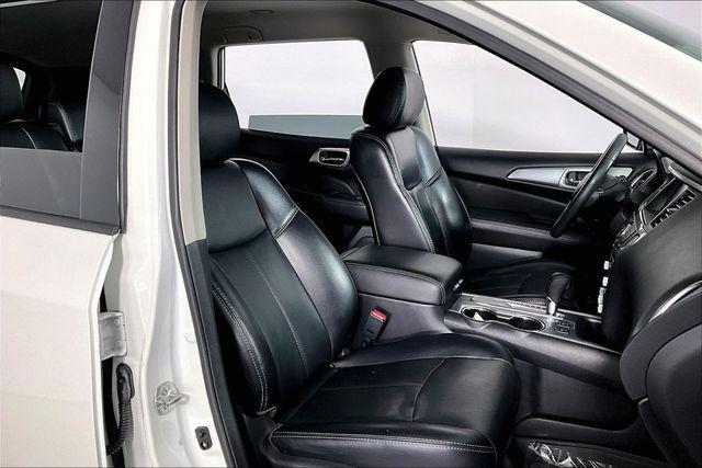 Used 2017 Nissan Pathfinder SL For Sale in Millington, TN