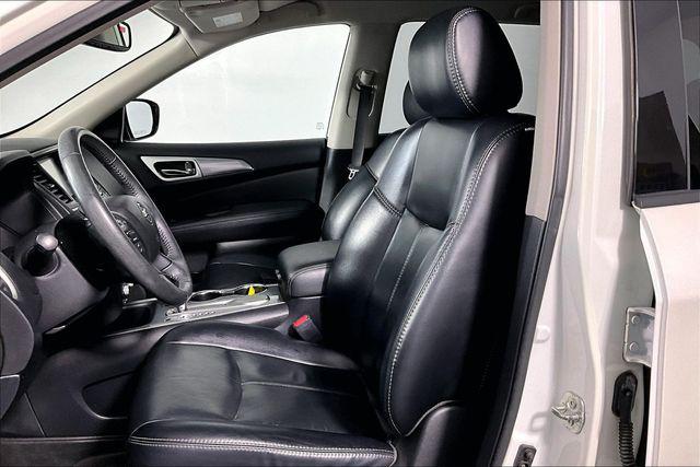 Used 2017 Nissan Pathfinder SL For Sale in Millington, TN