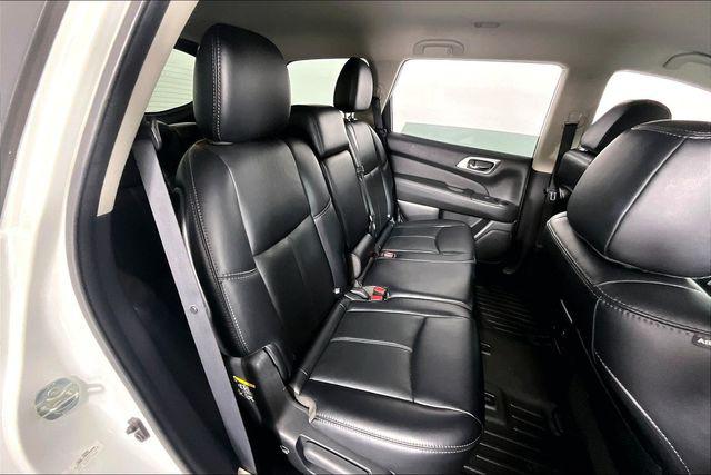 Used 2017 Nissan Pathfinder SL For Sale in Millington, TN