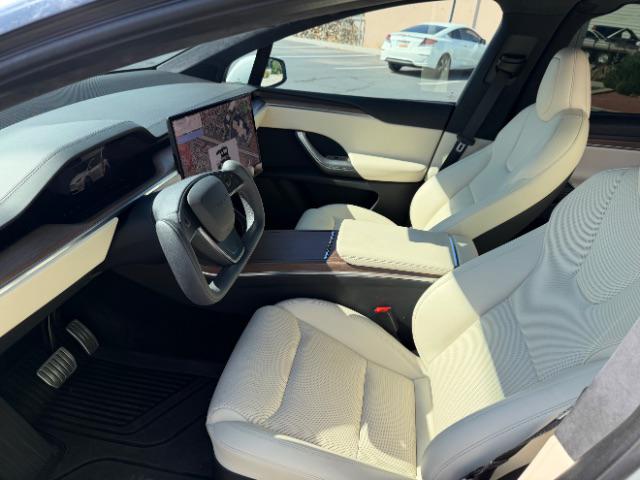 2023 Tesla Model X Standard Range