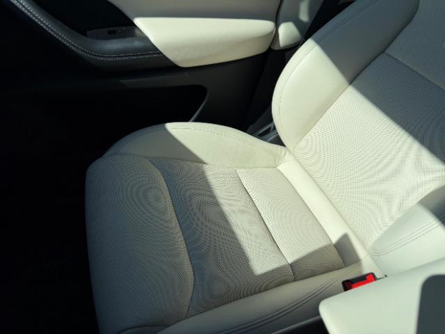 2023 Tesla Model X Standard Range