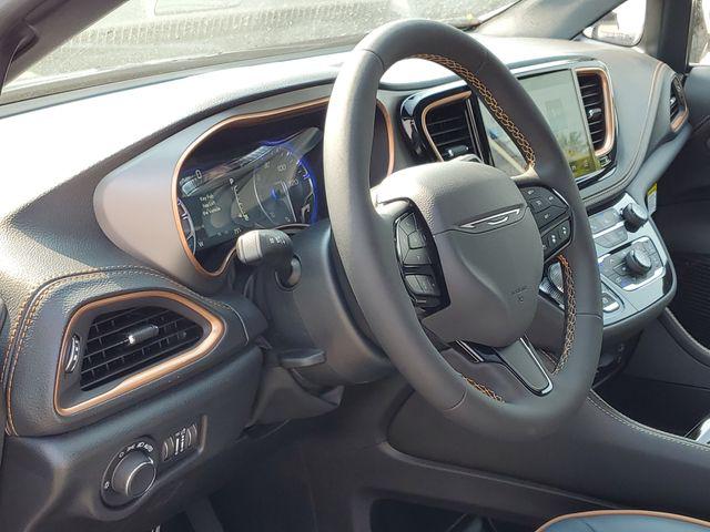 2027 Chrysler Pacifica Pinnacle