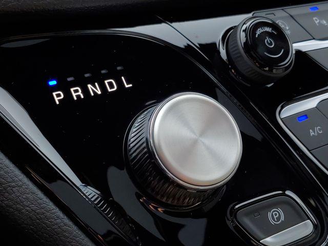 2027 Chrysler Pacifica Pinnacle