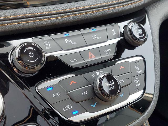 2027 Chrysler Pacifica Pinnacle