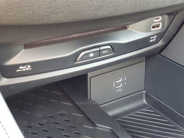 2027 Chrysler Pacifica Pinnacle