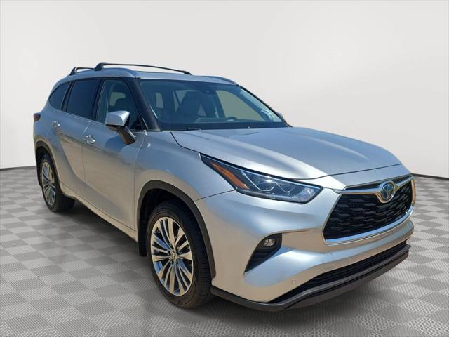 2023 Toyota Highlander Hybrid Limited for sale in Perry, OK