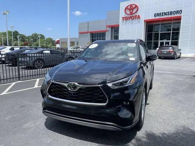 2025 Toyota Highlander Platinum for sale in Greensboro, NC