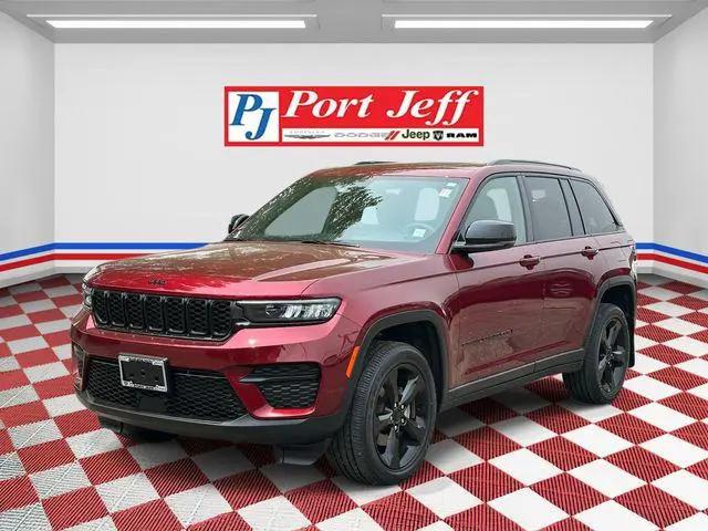 2023 Jeep Grand Cherokee Altitude 4x4 for sale in Port Jefferson Station, NY
