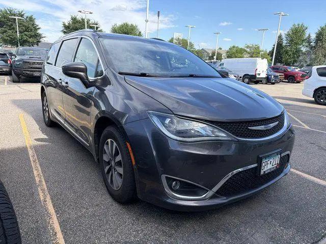 2020 Chrysler Pacifica Touring L Plus for sale in Shakopee, MN