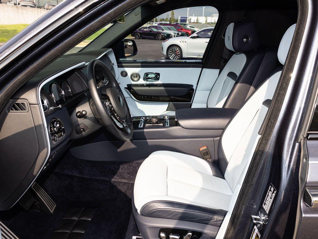 2022 Rolls-Royce Cullinan Base - Photo 29