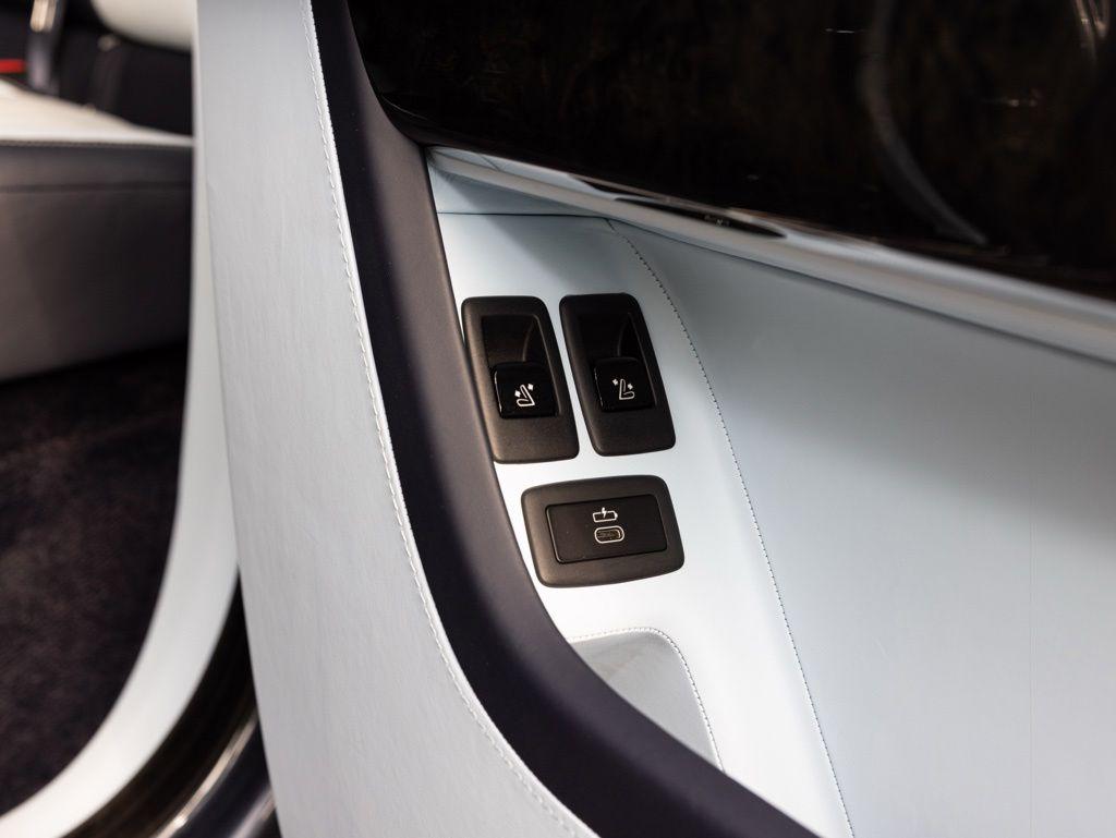 2022 Rolls-Royce Cullinan Base - Photo 56