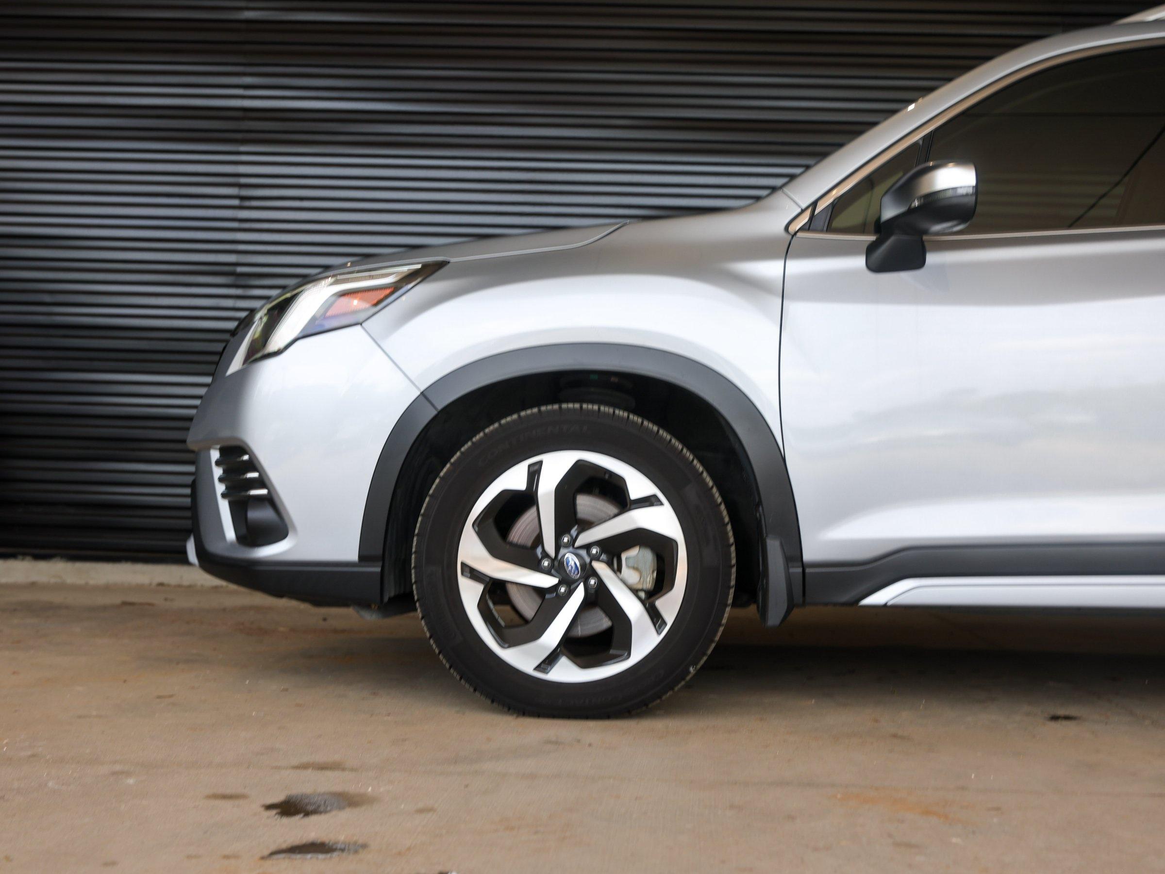 2022 Subaru Forester Touring - Photo 14