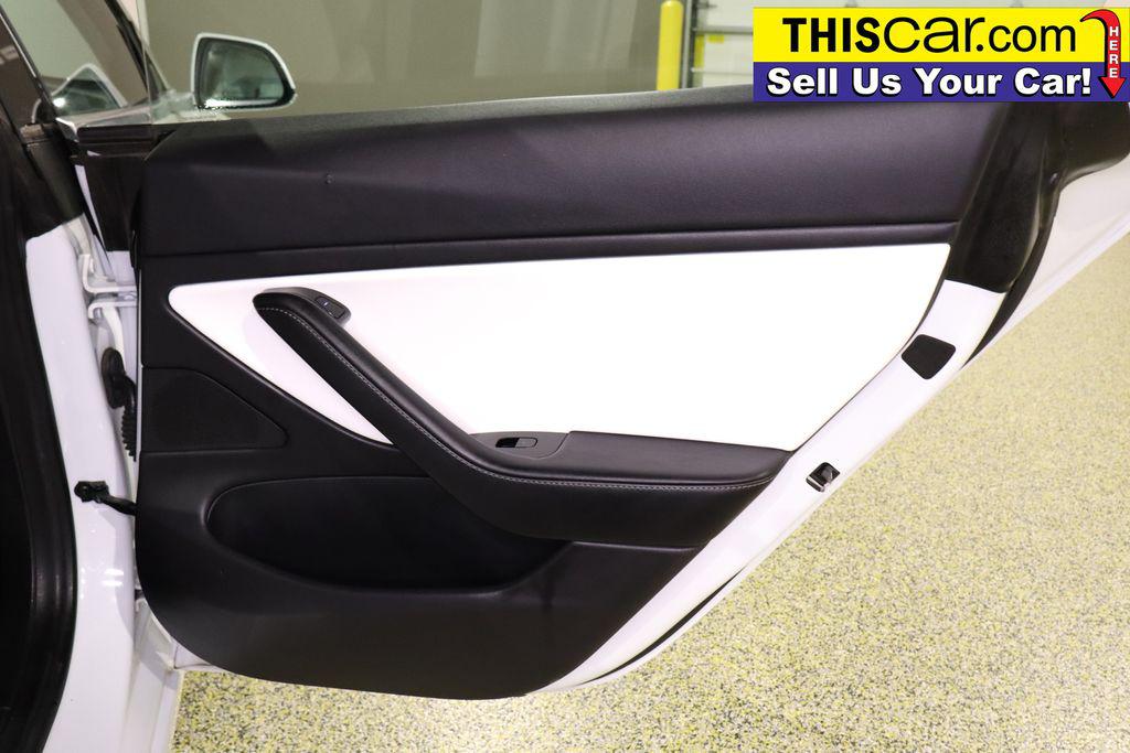 car-gallery-28