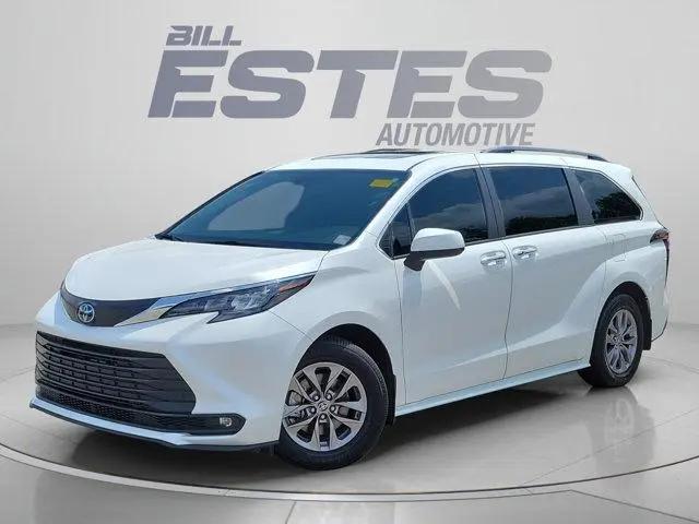 2025 Toyota Sienna XLE for sale in Indianapolis, IN