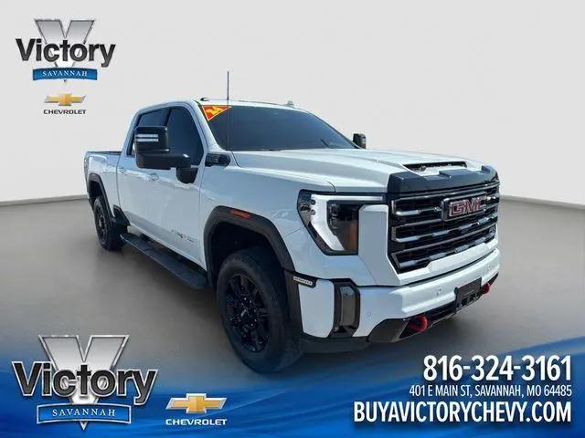 2024 GMC Sierra 2500HD 4WD Crew Cab Standard Bed AT4 for sale in Savannah, MO