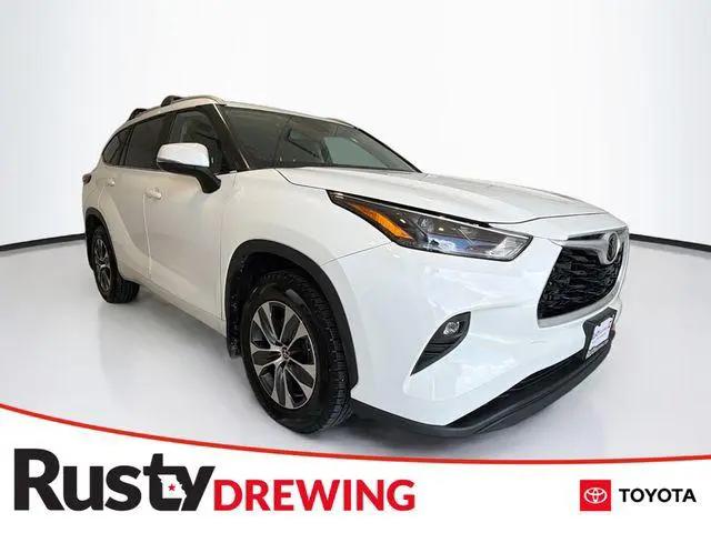 2023 Toyota Highlander XLE for sale in Jefferson City, MO