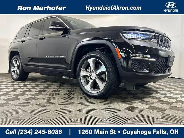 2023 Jeep Grand Cherokee Base for sale in Cuyahoga Falls, OH