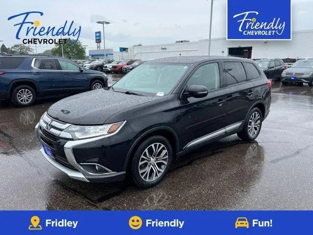2018 Mitsubishi Outlander ES for sale in Fridley, MN