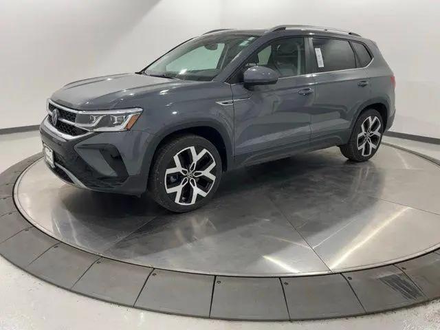 2022 Volkswagen Taos 1.5T SEL for sale in Hagerstown, MD