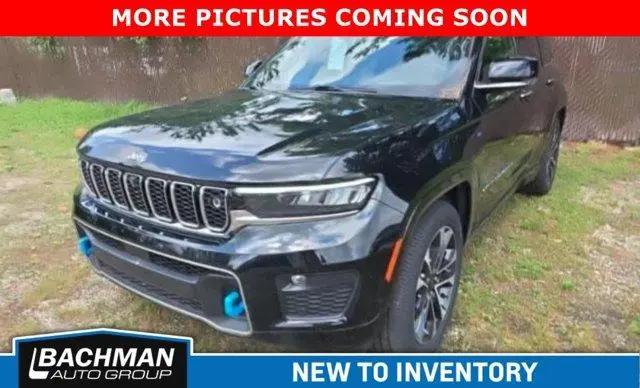 2022 Jeep Grand Cherokee Overland 4x4 for sale in Louisville, KY