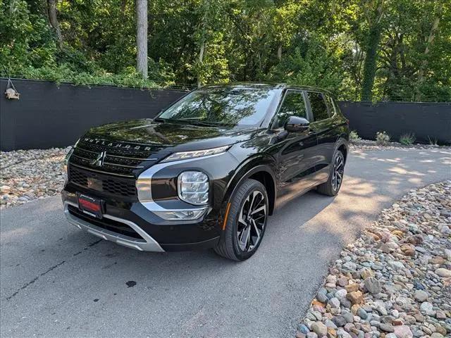 2024 Mitsubishi Outlander SE 2.5 S-AWC for sale in Kansas City, MO