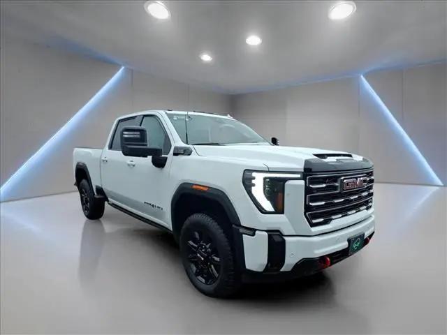 2025 GMC Sierra 2500HD 4WD Crew Cab Standard Bed AT4 for sale in Freeport, IL