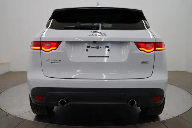 2017 Jaguar F-PACE 35t R-Sport