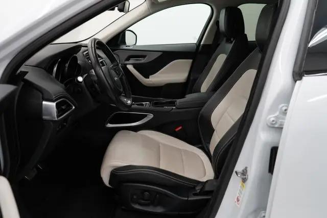 2017 Jaguar F-PACE 35t R-Sport