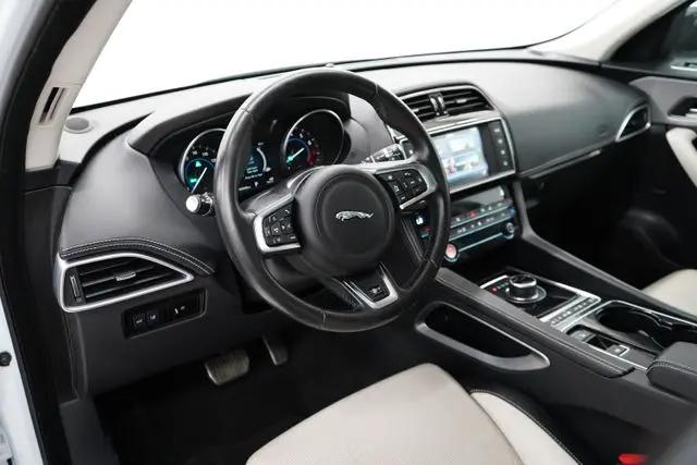 2017 Jaguar F-PACE 35t R-Sport