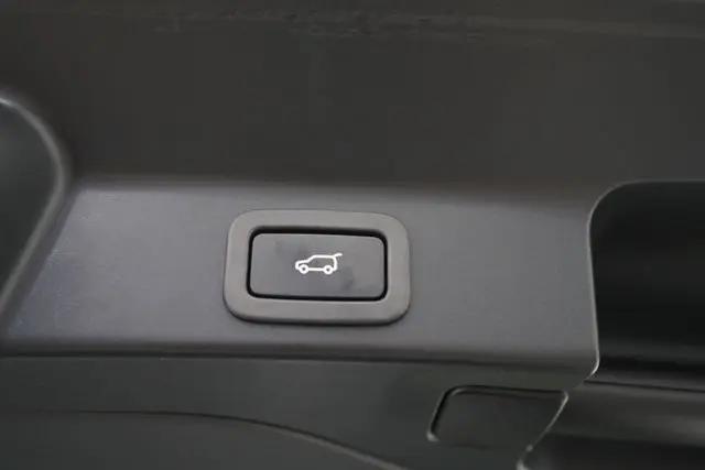 2017 Jaguar F-PACE 35t R-Sport