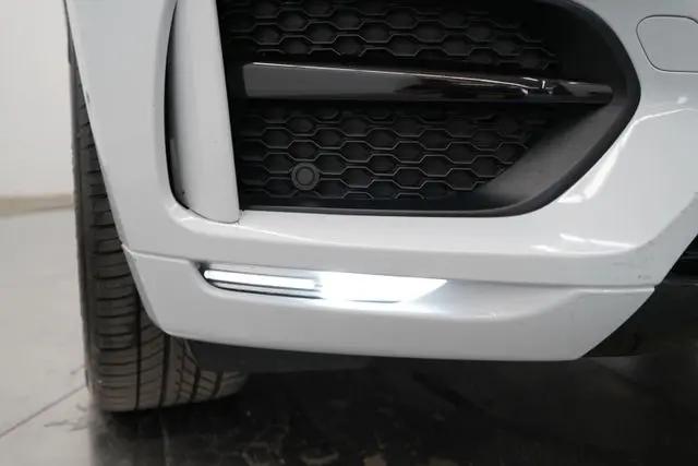 2017 Jaguar F-PACE 35t R-Sport