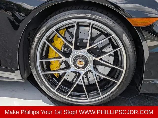 2017 Porsche 911 Turbo S