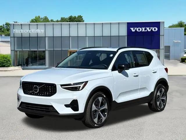 2026 Volvo XC40 Plus, B5 AWD Gas (mild hybrid), Dark for sale in Wappingers Falls, NY