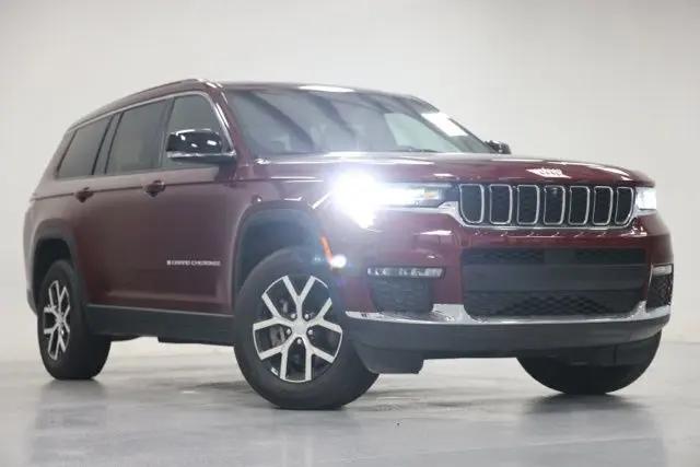 2024 Jeep Grand Cherokee L Limited 4x4 for sale in Aurora, IL